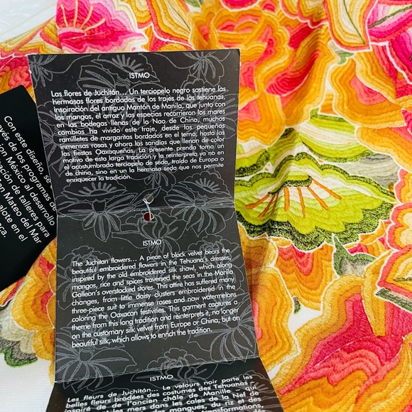 NWT Pineda Covalin silk Scarf beautiful colors - Picture 3 of 6